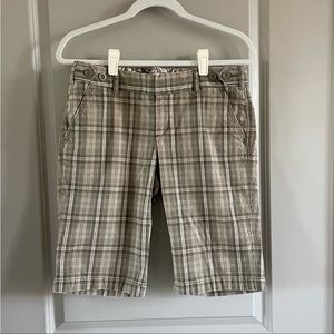 EXPRESS Bermuda plaid shorts. Only worn a few times.